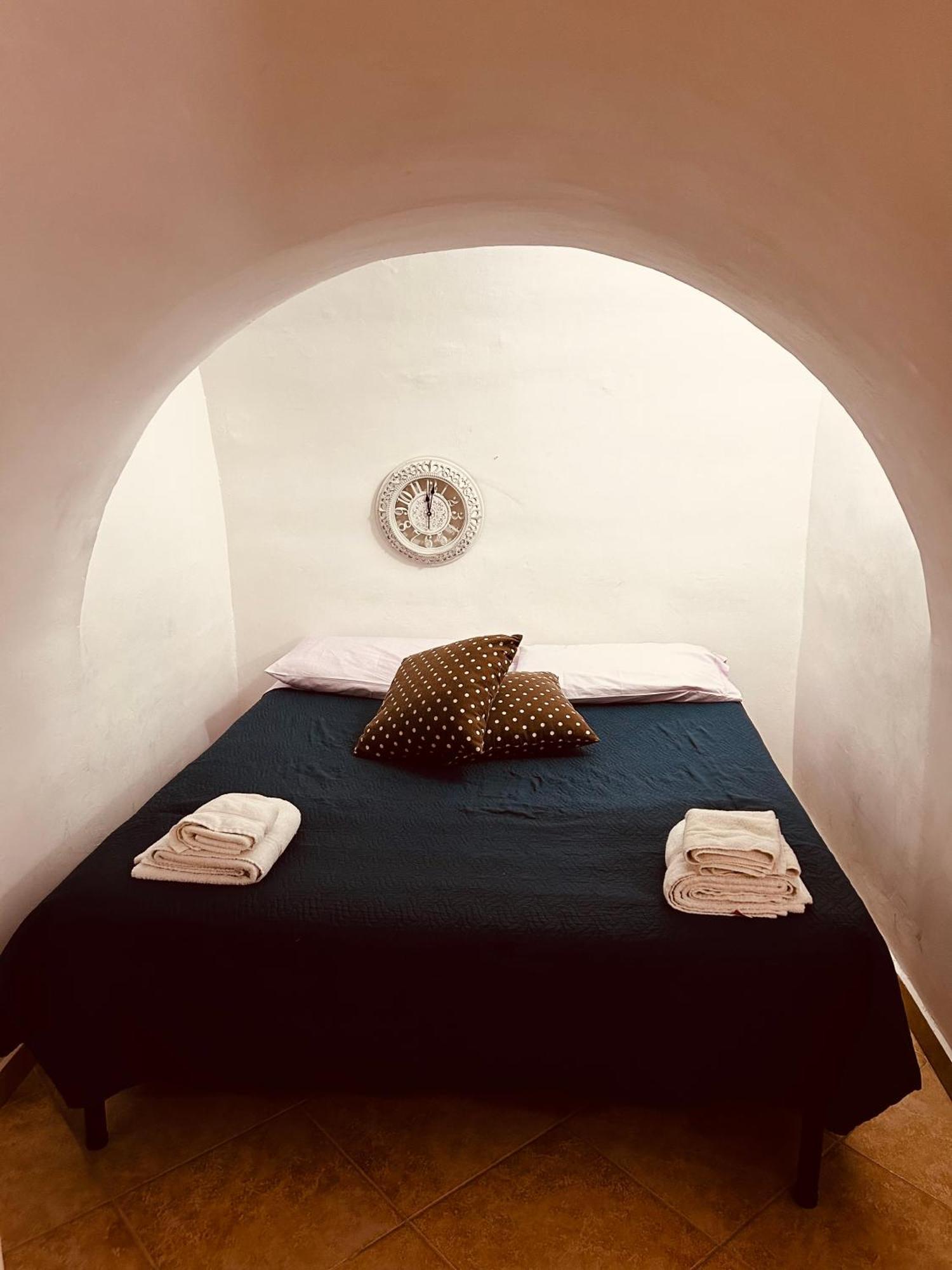 Al Corso Bed & Breakfast Molfetta Bagian luar foto
