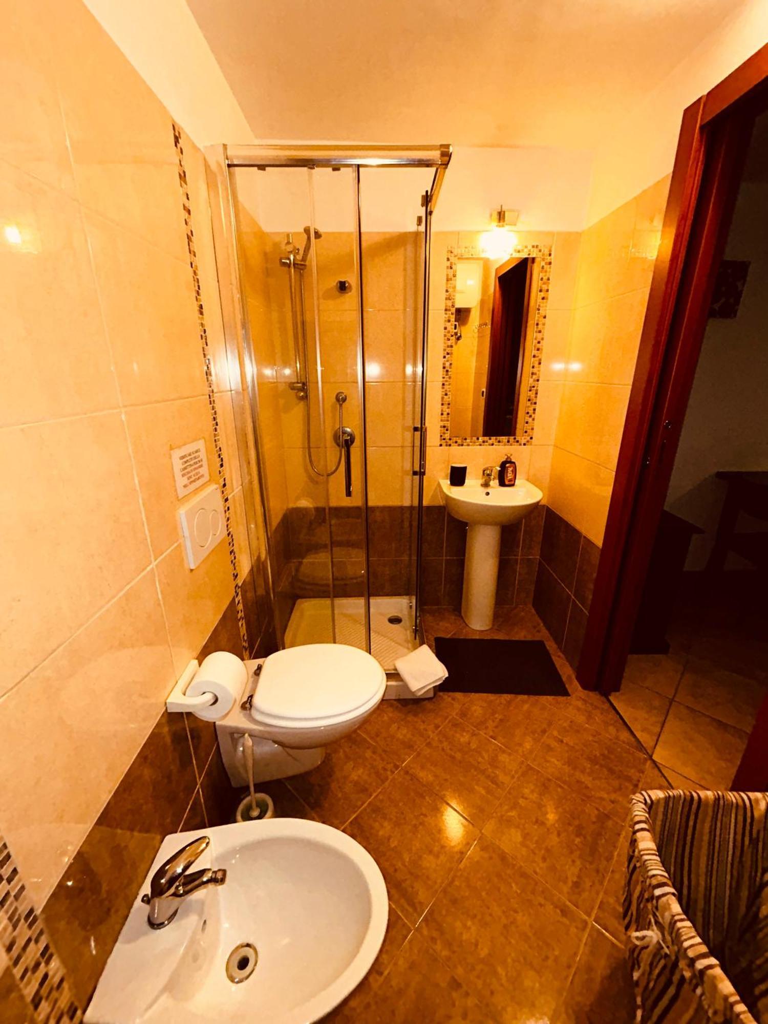 Al Corso Bed & Breakfast Molfetta Bagian luar foto